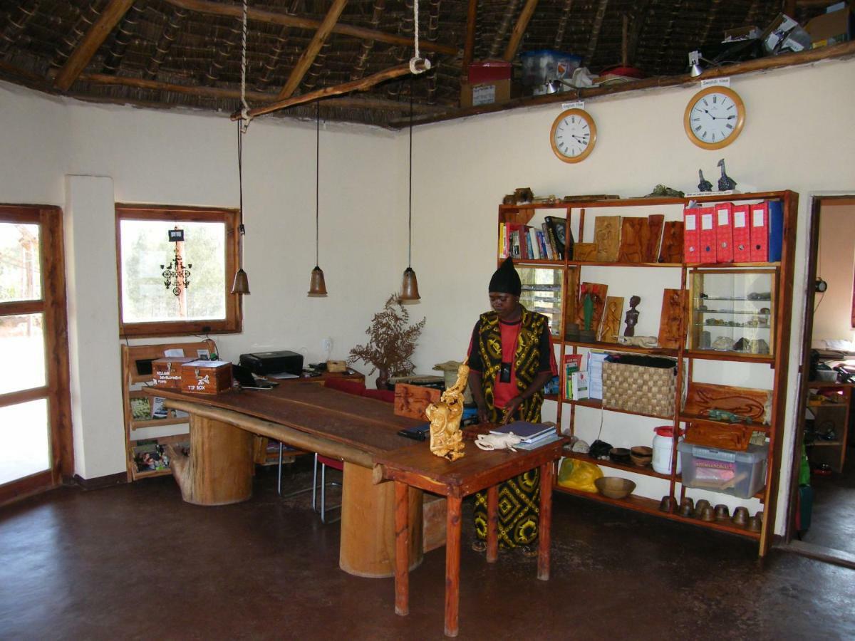 Mambo View Point Villa Ndungu Buitenkant foto
